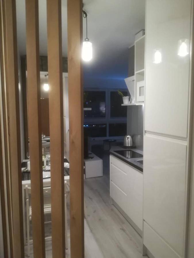 Obroncow Wybrzeza Apartment Gdańsk Exterior foto