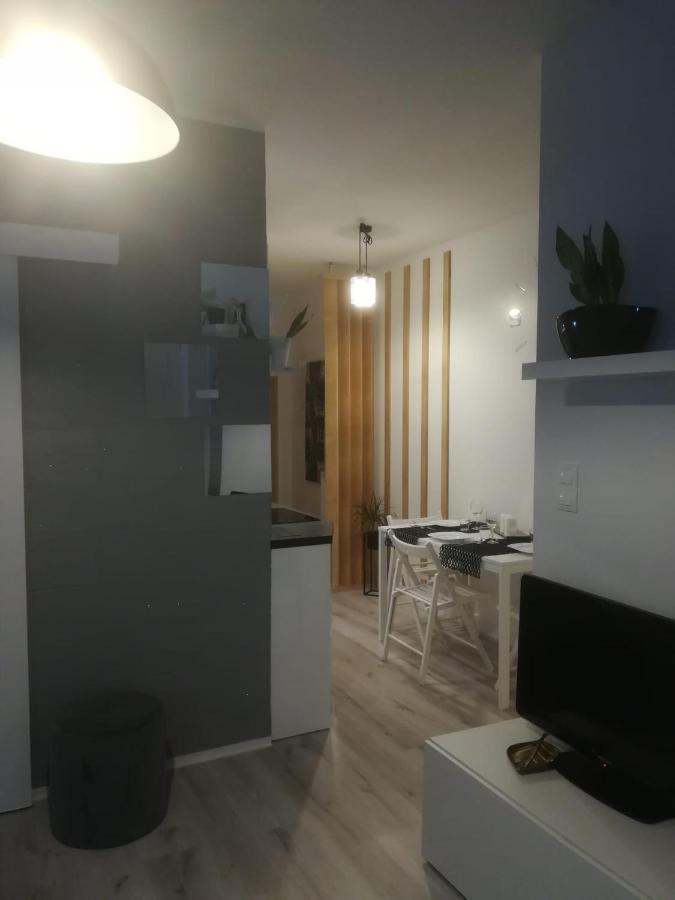 Obroncow Wybrzeza Apartment Gdańsk Exterior foto