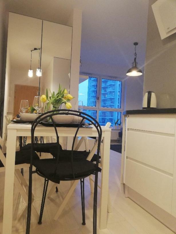 Obroncow Wybrzeza Apartment Gdańsk Exterior foto